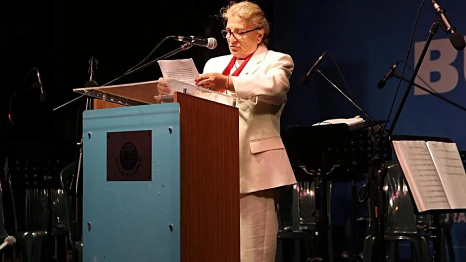 Adalar Belediye Ba�kan Vekili Pamuk istifa etti