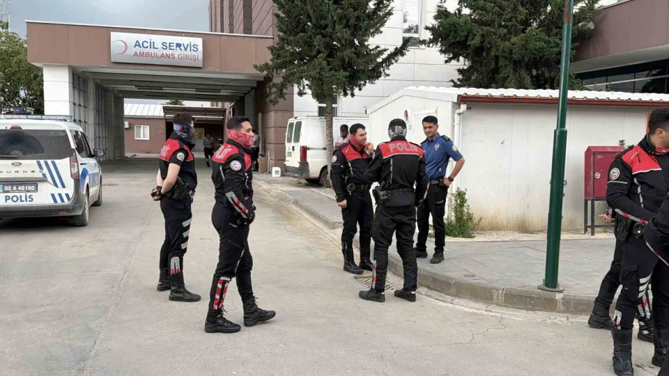 Ad�yaman'da arazi kavgas�: 15 yaral�