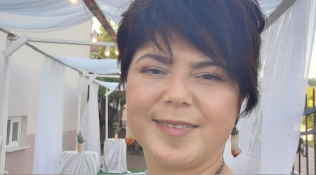 Aile hekimi oturur vaziyette ölü bulundu