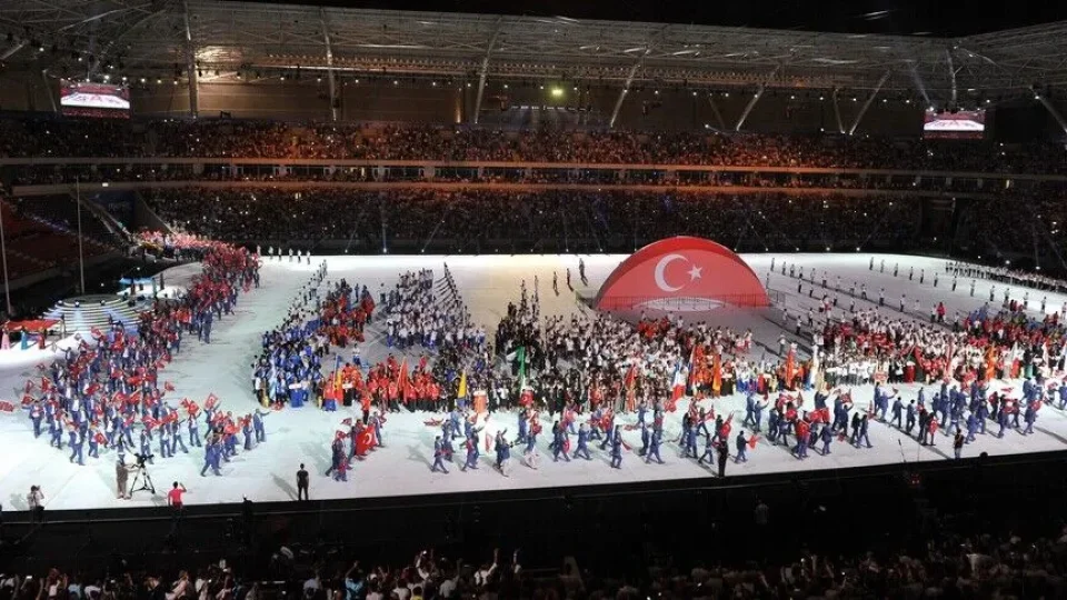 Akdeniz Oyunları'nda mücadele eden milli sporcular, 384'ü altın, 269'u gümüş ve 314'ü bronz olmak üzere 967 madalya kazandı