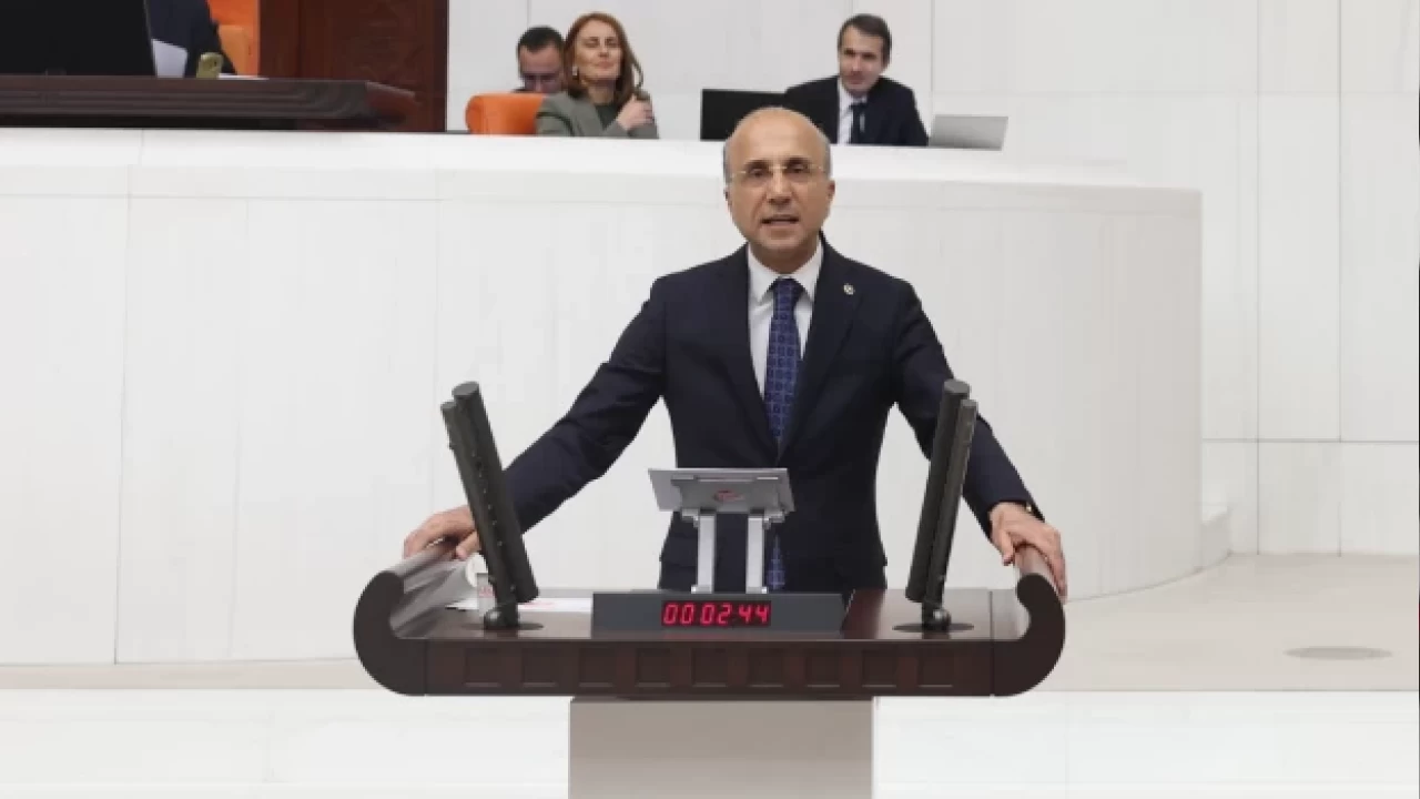 ‘AKP ile geçen 22 yılda tüm sorunlar derinleşti’
