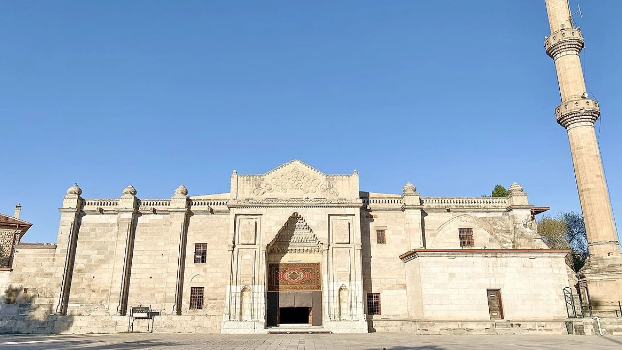 Aksaray Ulu Cami: Selçuklu'dan Osmanlı'ya bir miras