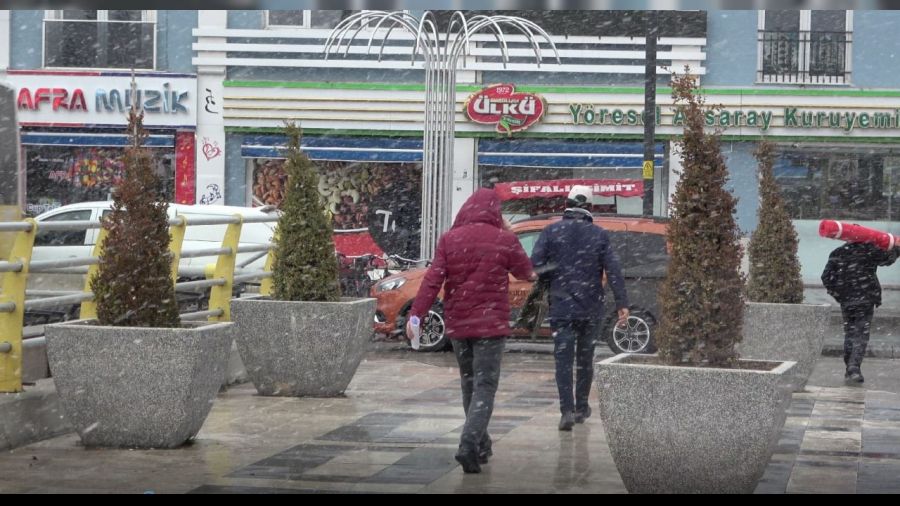 Aksaray'da kar