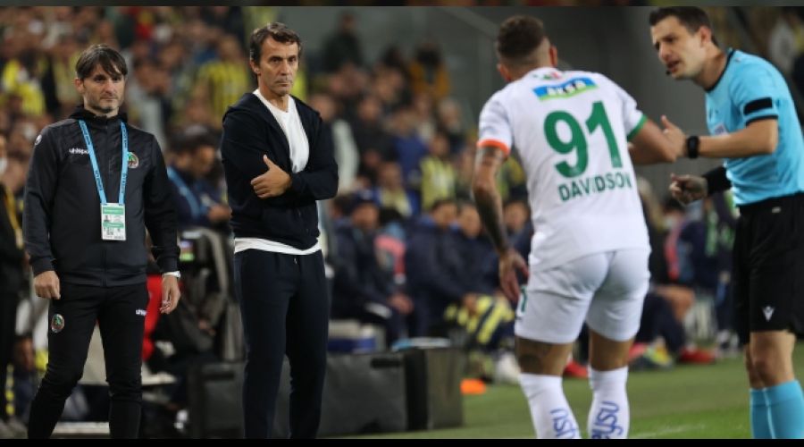 Alanyaspor evinde moral ar�yor