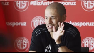 Alex'den yönetime transfer sitemi