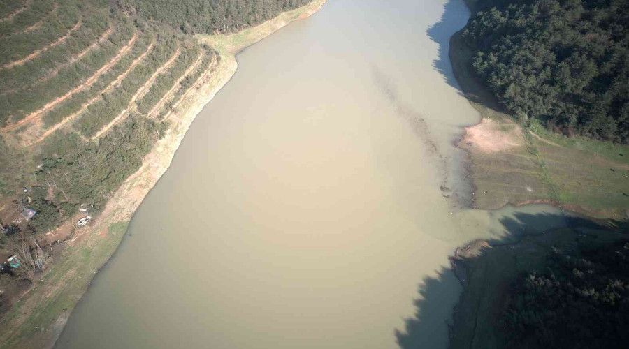 Alibeyk�y Baraj�'nda su kahverengiye d�nd�