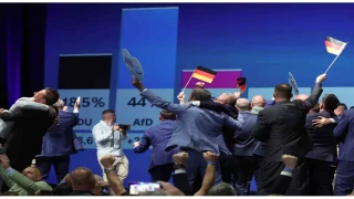 Almanya'da resmi olmayan ilk sonuçlara göre Saksonya-Anhalt eyaletindeki meclisi seçimini aşırı sağcı AfD kazandı