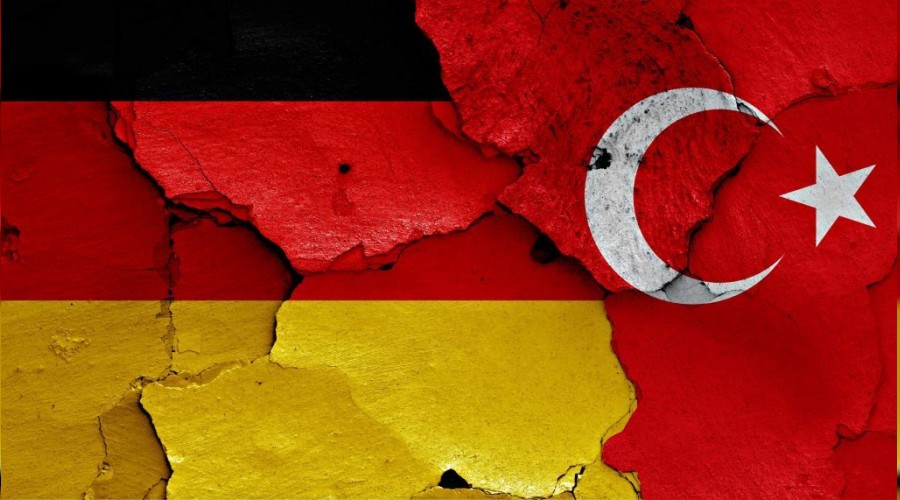 Almanya'dan Türkiye'ye koronavirüs uyarısı