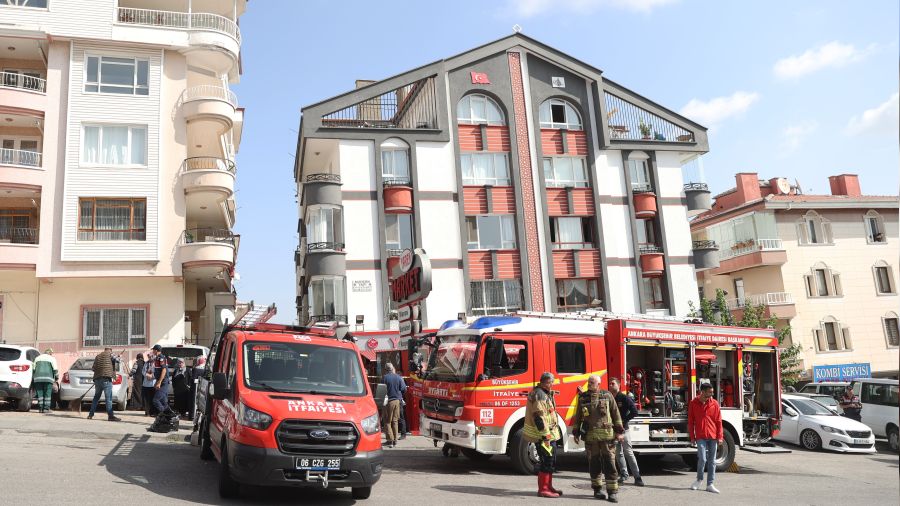 Ankara'da 7 katl� bina yang�n�nda itfaiye eri �ehit oldu