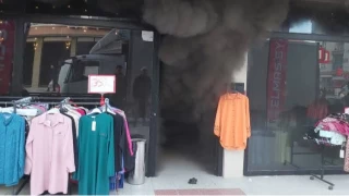Ankara'da giyim mağazasında yangın