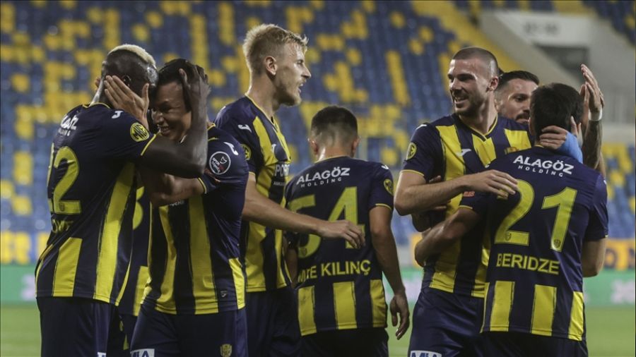 Ankaragücü taraftarına veda maçında