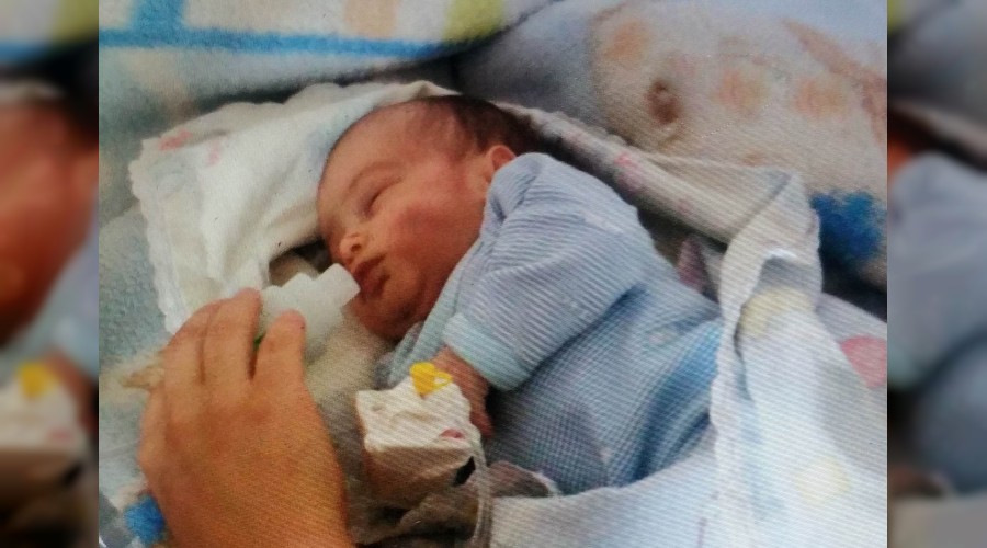 Annesinin elinden d��en bebek hayat�n� kaybetti 