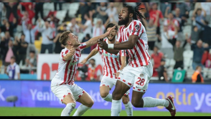 Antalyaspor tam kadro Kad�k�y'e geliyor