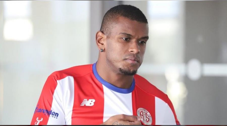 Antalyaspor'a Brezilyal� y�ld�z