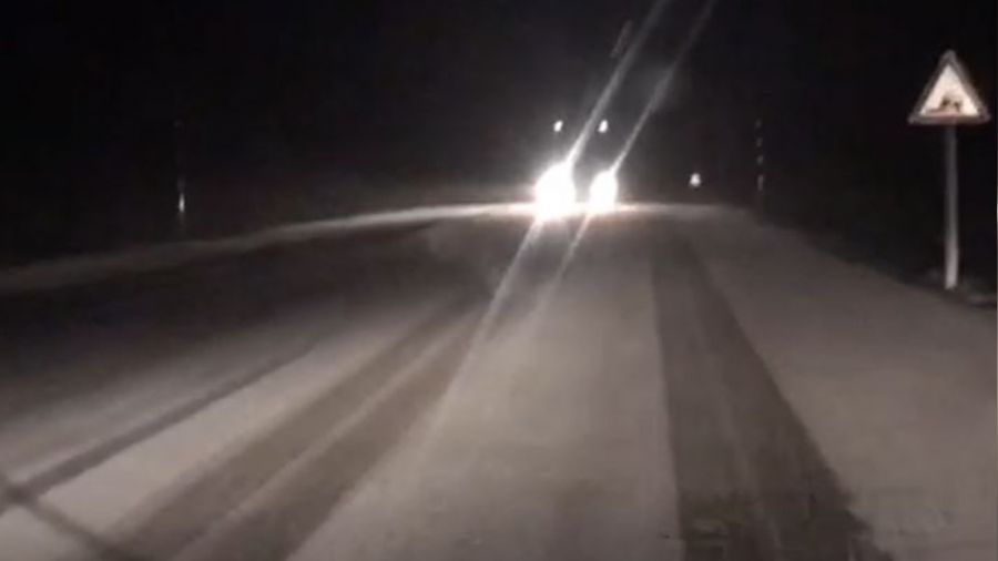 Ardahan'�n y�ksek kesimlerinde kar ya���� etkili oldu