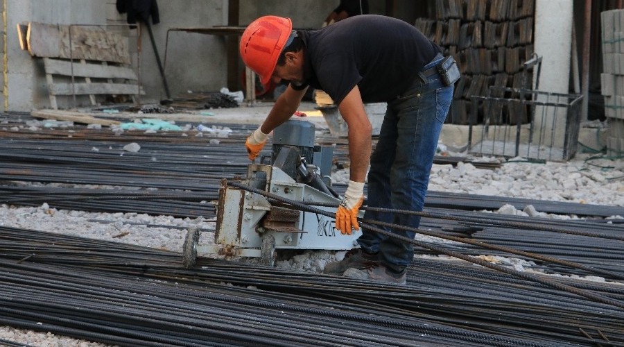 Artan maliyetler inşaat sektörünü durağanlaştırdı