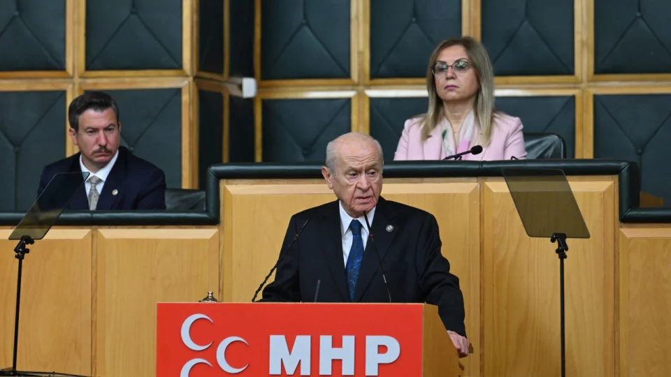 Bahçeli: 'Türkiye Avrupa için kuyuya uzanan güvenli halattır'