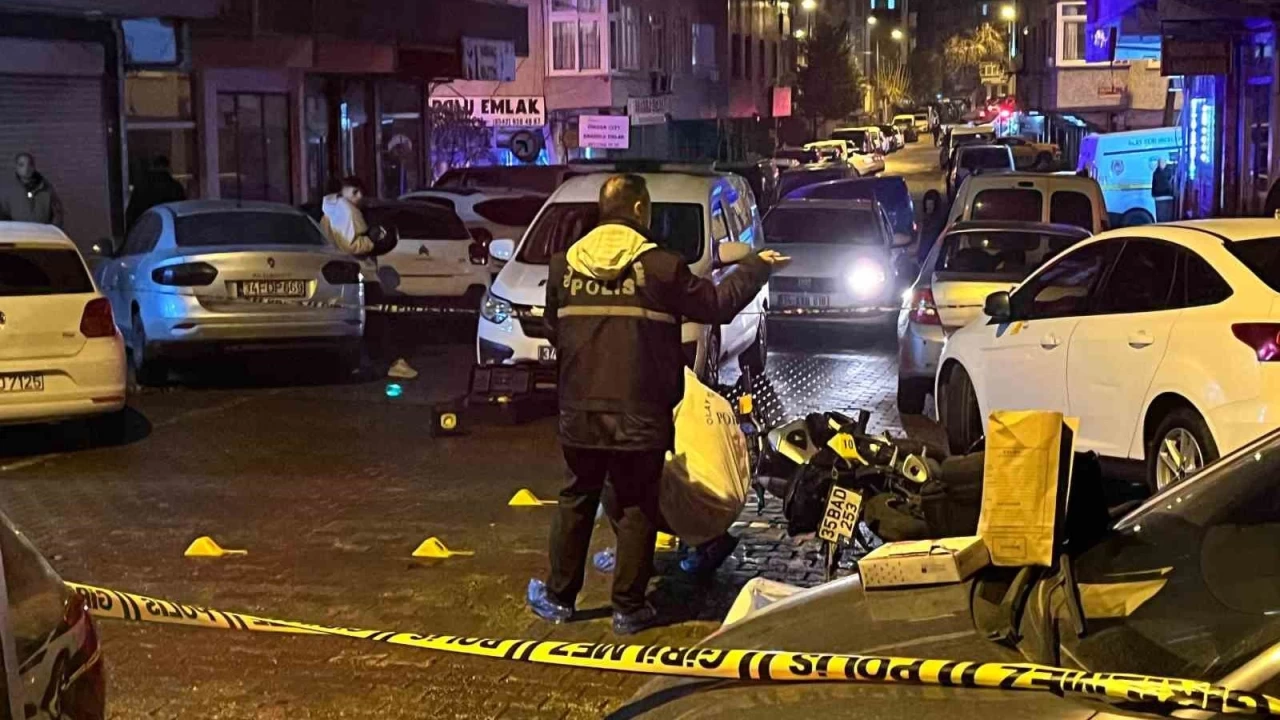 Bah�elievler'de seyir halindeki motosiklete silahl� sald�r�: 1 �l�, 1 yaral�