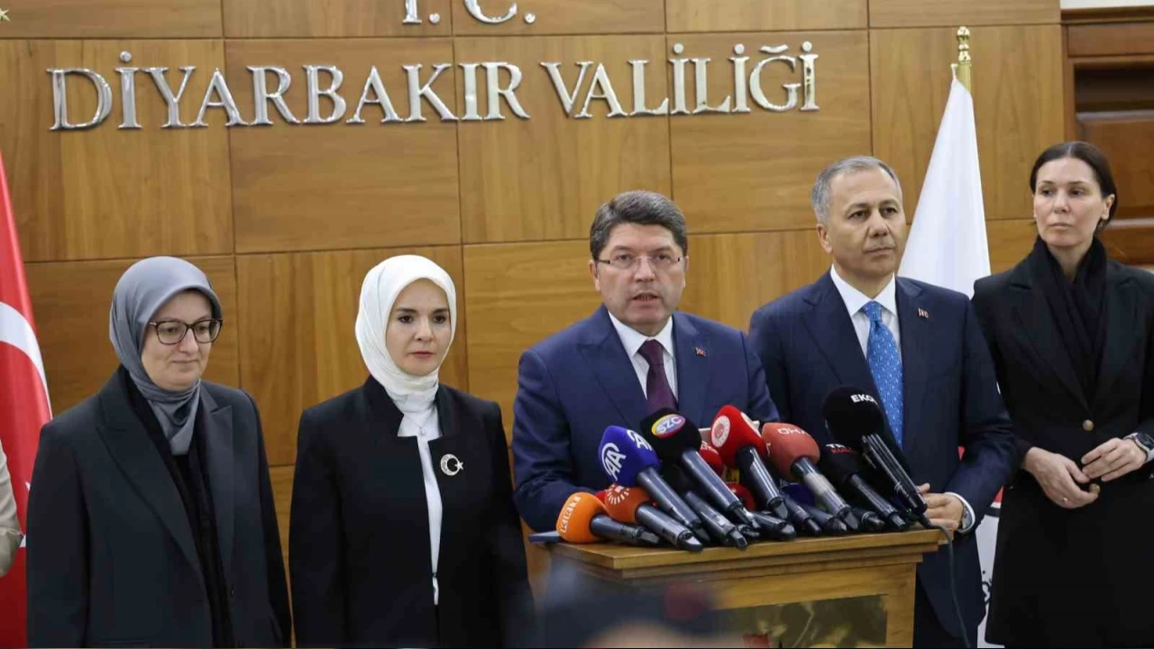 Bakanlardan Diyarbakır'a Narin çıkarması