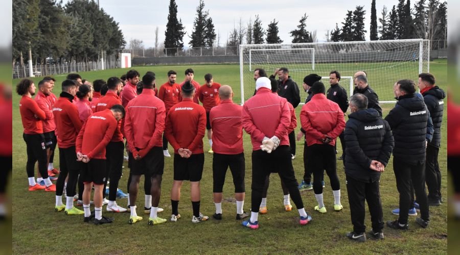 Bal�kesirspor'da Yusuf �im�ek fark�