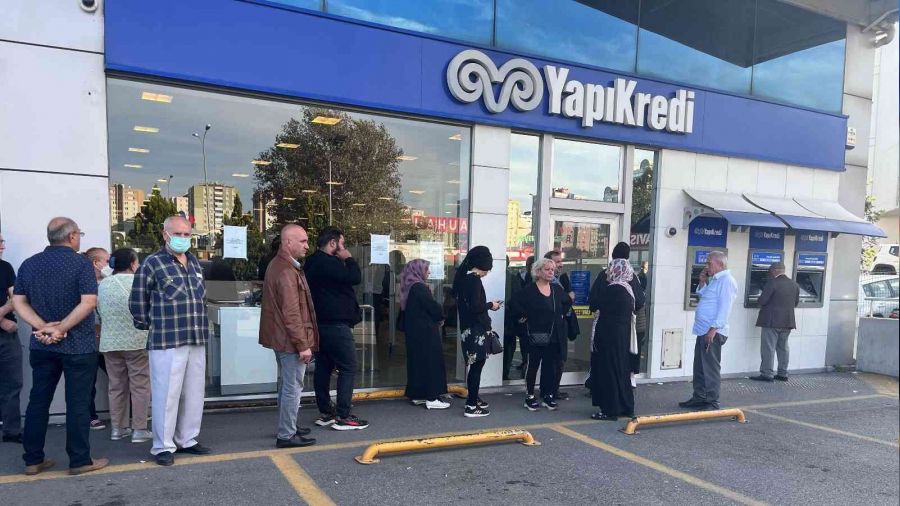 Banka �n�nde promosyon kuyru�u
