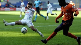 Başakşehir, Çaykur Rizespor'u 2 golle geçti