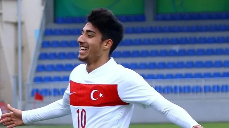 Beşiktaş'tan ilginç hamle: Berkay Özcan