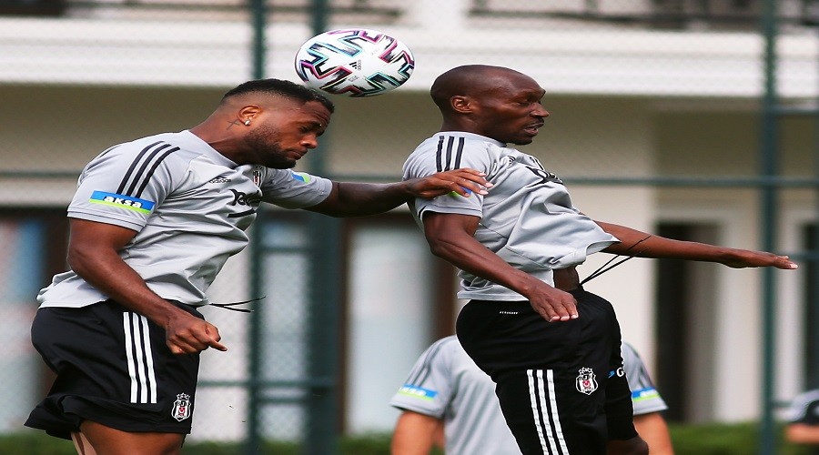 Beşiktaş'tan vazgeçmeyen kara sevdalı "Hüseyin Yücel"