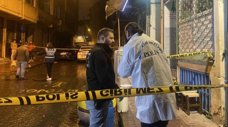 Beyoğlu'nda derneğe silahlı saldırı: 1'i ağır 3 yaralı
