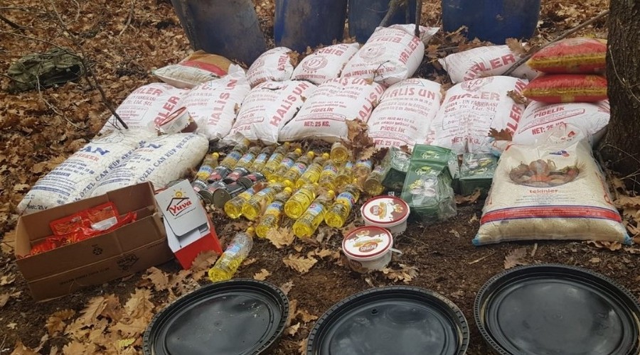 Bingöl'de teröristlerin kullandığı sığınak ve malzemeler imha edildi