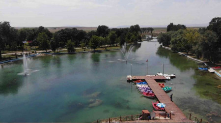 Binlerce turiste ev sahipliği yapıyor