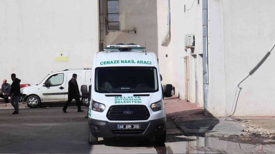 Bir yaşındaki Mira beşiğinde ölü bulundu