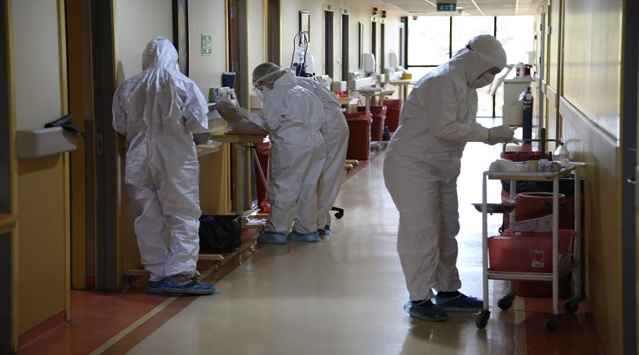 Biraz da biz sa�l�k��lar� d���nelim