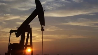 Brent petrolün varil fiyatı 83.28 dolar