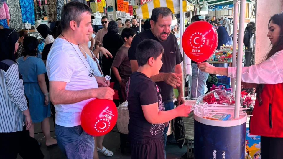 BTP Beylikd�z� sahada: Genciyle ya�l�s�yla b�y�k ilgi