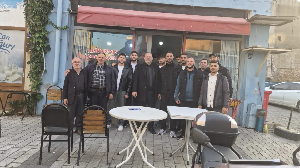 BTP Çanakkale Teşkilatı sahada basılmadık yer bırakmıyor: Gençlik Kolları’nda bayrak değişimi