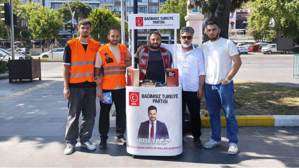 BTP Gen�lik Kollar��ndan Kiraz Festivali�nde yo�un ilgi g�ren tan�t�m �al��mas�