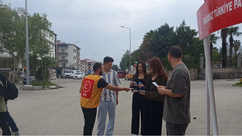 BTP Hatay �l Te�kilat� sahada: Stant ve pazar ziyaretleriyle halk�n nabz� tutuldu
