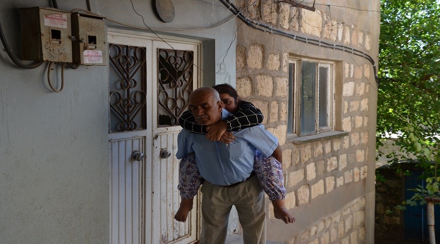 Bu babanın feryadına kulak verelim