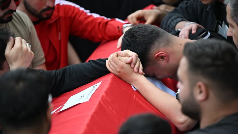 BUNA ACIYA YÜREK NASIL DAYANIR