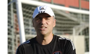 Burak Ylmaz'dan Seluk nan'a mesaj var. Arkada olmamz magazinel bir konu, tek hedefimiz kazanmak