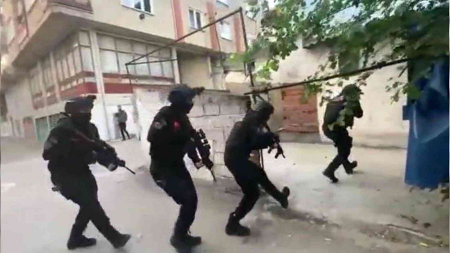 Bursa'da 3 DEA bombacs tutukland