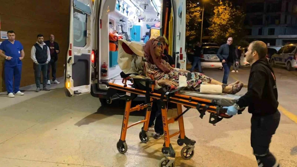 Bursa'da pilav g�n�nde 100 ki�i hastanelik oldu