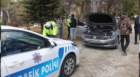 Çakar taktı aynı gün iki kez ceza yedi