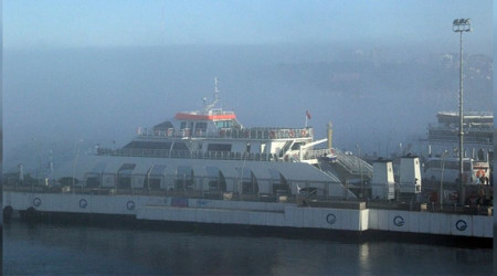 Çanakkale'de sis, göz gözü görmüyor