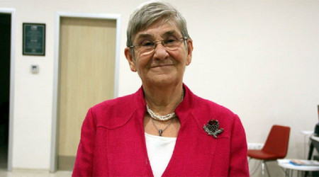 Canan Karatay'ı dolandıran şebeke üyeleri tutuklandı