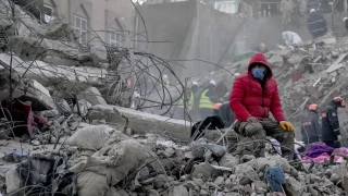 CHP 'Hatay li Deprem Sonras Salk Sorunlar Raporu' hazrlad