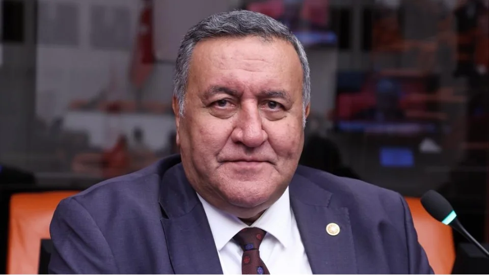  CHP Ni�de Milletvekili G�rer, artan akaryak�t ve g�bre fiyatlar�n�n �ift�iyi �retimden koparma noktas�na getirdi�ini belirterek iktidara ele�tiriler y�neltti