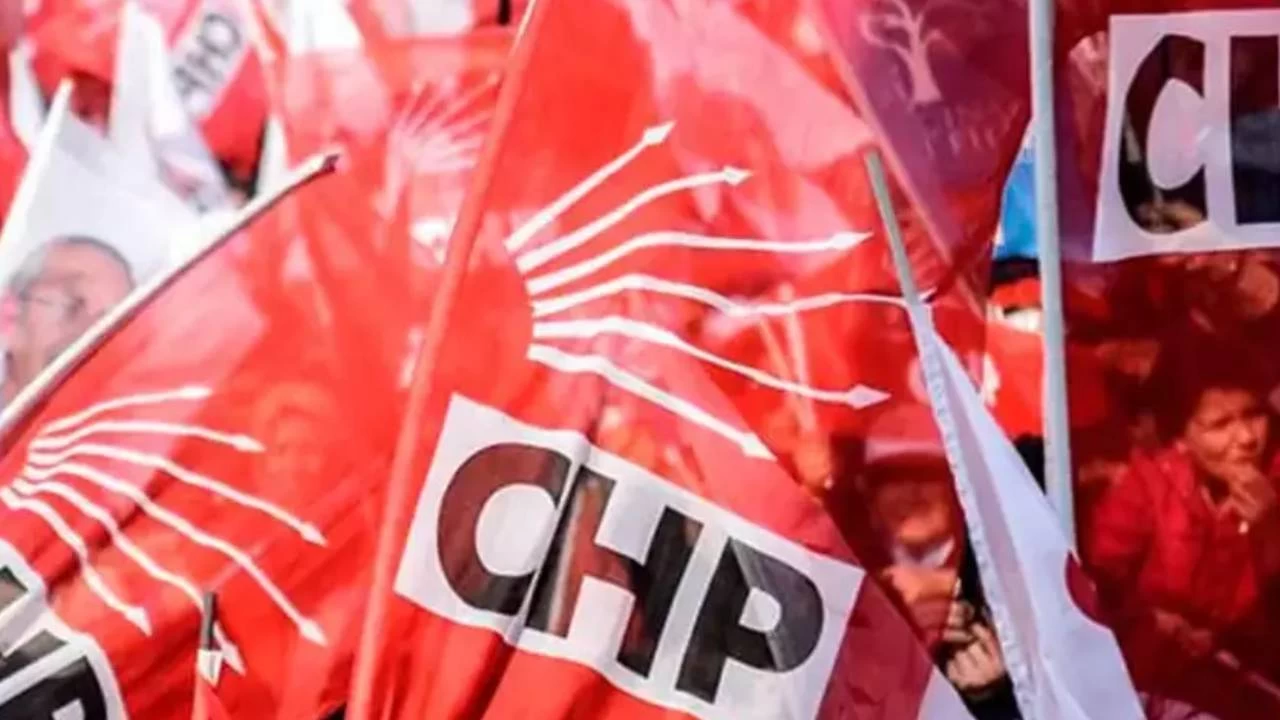 CHP’nin üç büyük kalesinde ibre kimden yana?