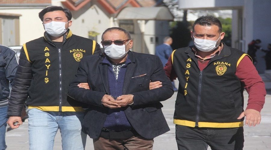 Cinayet firarisi noterde yakalandı
